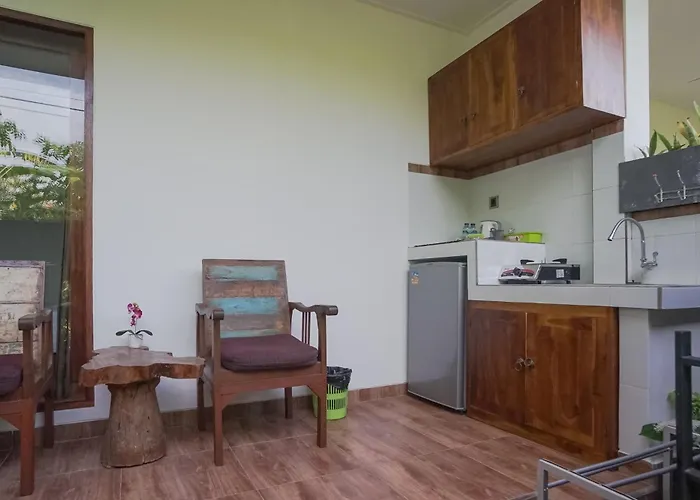 Rumah Kecil ゲストハウス サヌール
